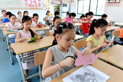 Think China Is Crowded? Check Out Its Primary Schools - Caixin Global