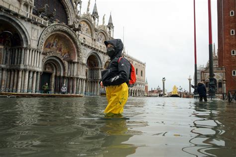 Venice Flooding Is Getting Worse From Rising Sea Levels - Bloomberg