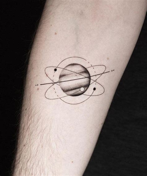 30 Pretty Uranus Tattoos You Will Love in 2022 | Tattoos, Geometric ...