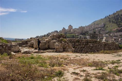 Uncovering the Bible's Buried Cities: Shechem | ArmstrongInstitute.org