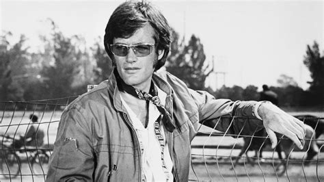 Peter Fonda, Iconic Hero of ‘Easy Rider,’ Dies at 79 - Vogue