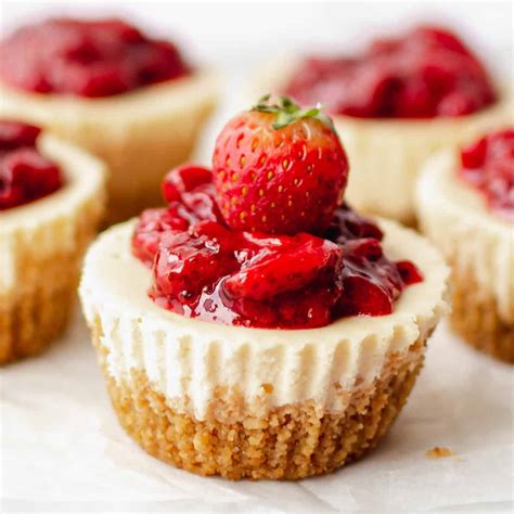 Mini Strawberry Cheesecake: Ready in 25 min - Chopnotch