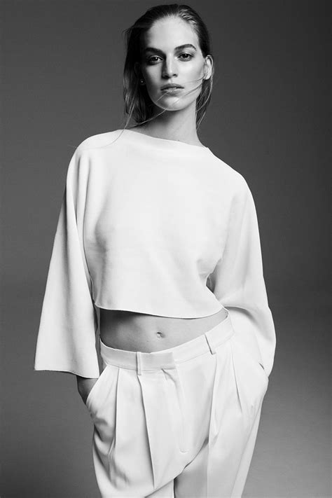 484 best Minimalist Fashion images on Pinterest | Minimal fashion, Minimalist style and Fashion ...