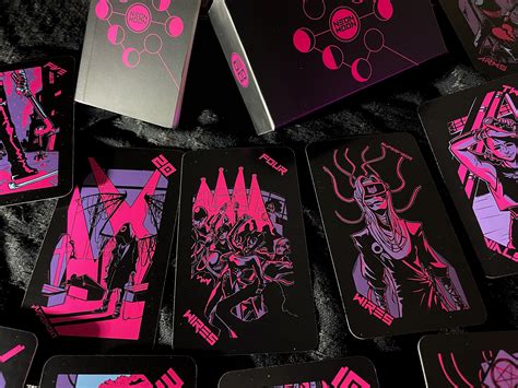 Neon Moon Pocket Size Tarot Deck With Tuck Box - www.hammurabi-gesetze.de