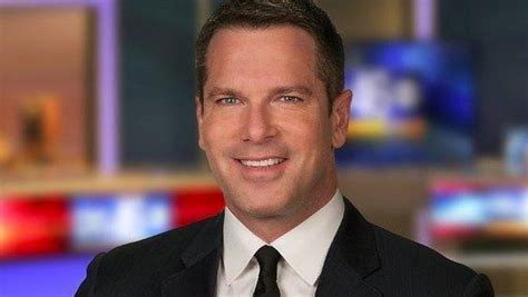 Former MSNBC anchor Thomas Roberts leaves local anchor job after 14 months