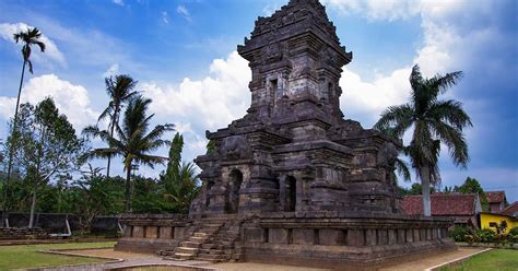 discoverz: Candi Singosari Temple of Ken Arok