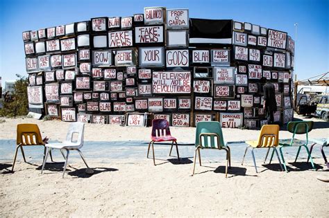 The Bombay Beach Biennale - in pictures | Slab city, Bombay, City drawing