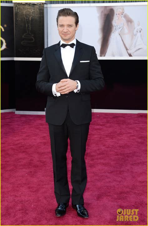 Photo: jeremy renner oscars 2013 red carpet 01 | Photo 2819220 | Just ...