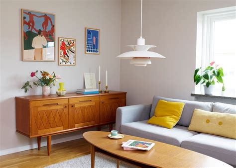 Mid-Century Modern Living Room Ideas For Functionality & Comfort