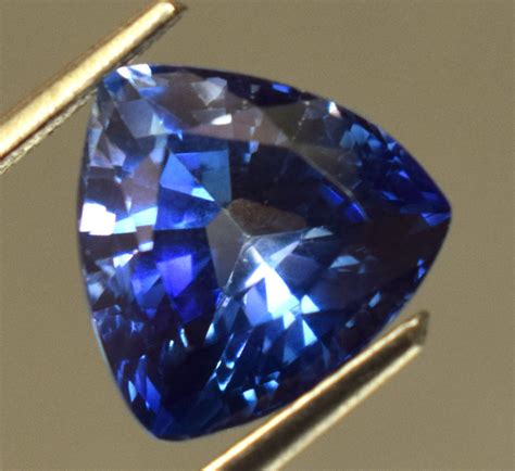 Natural Kashmir Blue Sapphire 5.80 Ct Certified Trillion Cut | Etsy