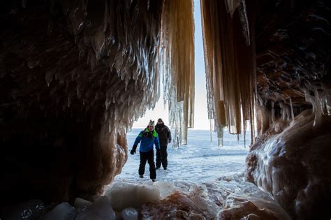 Apostle Islands ice caves - Chicago Tribune