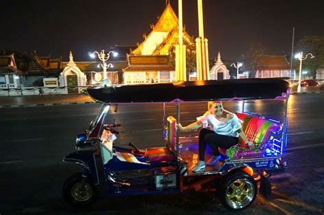 Bangkok Tuk Tuk Night Tours - 4 Hours and Include Dinner - TakeMeTour