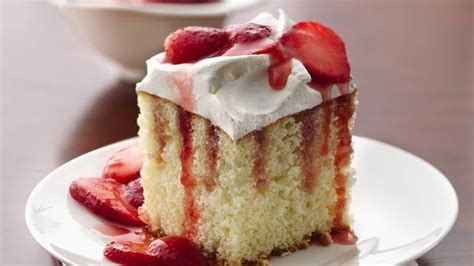 Strawberries and Cream Cake recipe from Betty Crocker