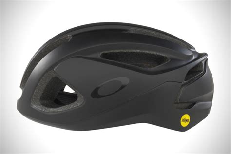 Oakley Cycling Helmets | HiConsumption