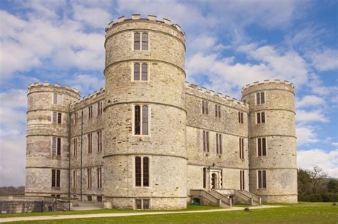 9 Castles in Dorset to Explore for Historic Days Out!