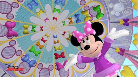 Minnie's Winter Bow Show | Minnie's Bow-Toons | Disney Junior UK