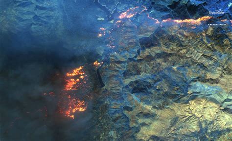 Scale of California's Deadly Camp Fire Shown in Satellite Photos | Space