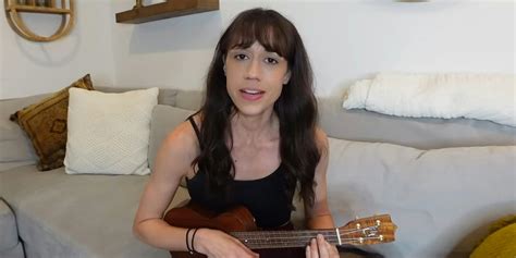 Colleen Ballinger's Ukulele Apology "Toxic Gossip Train" | Passionfruit