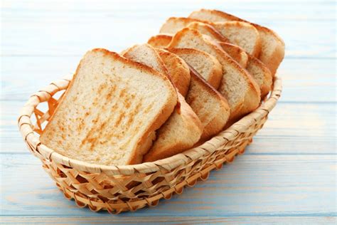 What’s healthier? Toasted or untoasted bread? | The Optimist Daily