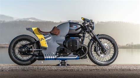 Photo Gallery: BMW R18 Custom With Aviation Flair – Motos For The Win