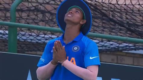 Under-19 World Cup Final: Yashasvi Jaiswal Prays on Field as India Hope ...