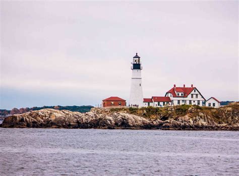 10 Most Beautiful Lighthouses in New England