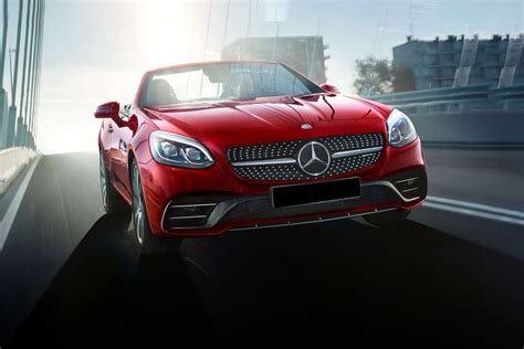 Discontinued Mercedes-Benz SLC Roadster Features & Specs | Oto