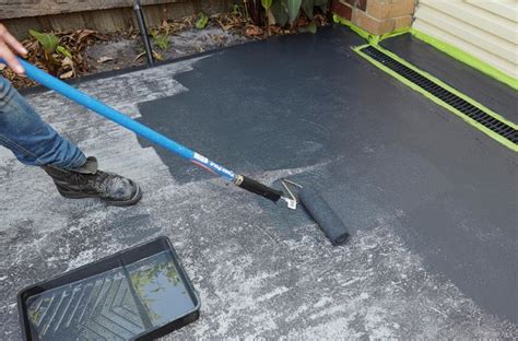 How To Paint a Concrete Driveway - Bunnings Australia