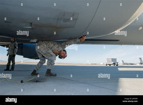 Grounding aircraft hi-res stock photography and images - Alamy