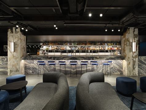 The Charles Grand Brasserie and Bar / COX Architecture + H&E Architects | ArchDaily