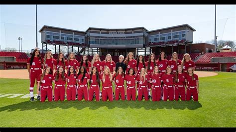 Car dealership inks NIL deal with entire Arkansas softball team | 5newsonline.com