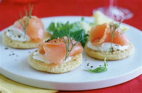 Smoked Salmon Blinis | Snack Recipes | GoodtoKnow