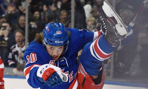 Artemi Panarin deserves Hart Trophy consideration for the NY Rangers