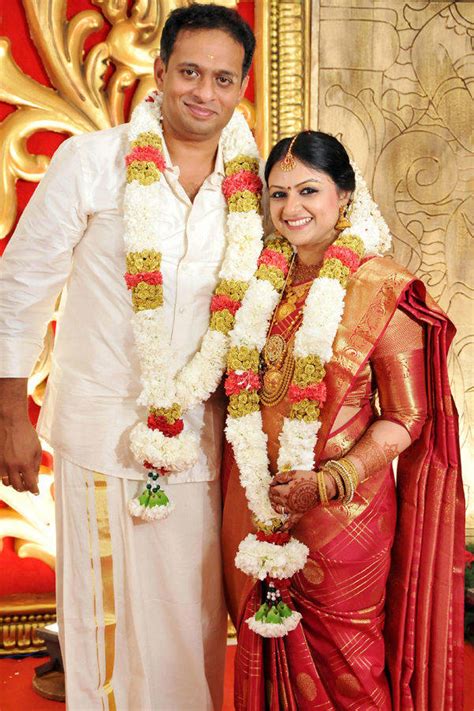 Ezhava Hindu Wedding Rituals: Explained in-detail - Kerala Wedding Planners - Stage Decoration ...