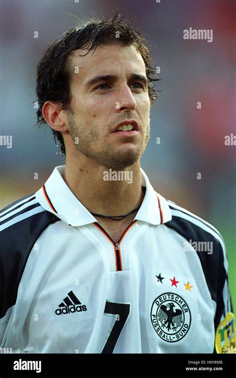 MEHMET SCHOLL GERMANY & BAYERN MUNICH FC BRUSSELS EURO 2000 20 June 2000 Stock Photo - Alamy