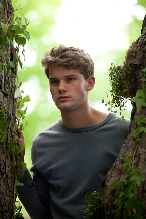 Is Jeremy Irvine The Most Handsome Young Actor Around? - Big Gay ...