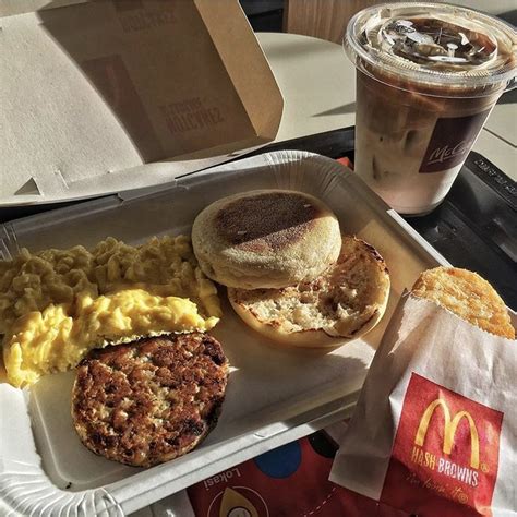 #fastfood #mcdonalds #breakfast | Morning food, Yummy food, Food