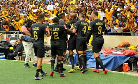 Nine Images From The Soweto Derby That You May Have Not Seen | Soccer ...