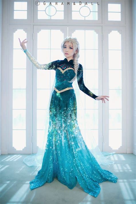 User's blog | Elsa cosplay, Disney cosplay, Elsa costume