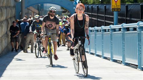 Ramp eases biking, walking, wheelchairing to Ben Franklin Bridge walkway