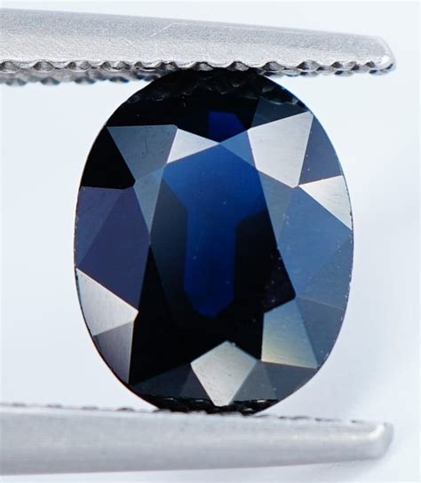 No Reserve Price - Dark Blue Sapphire - 1.98 ct - Catawiki