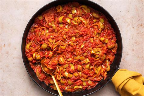 Hungarian Tomato-Pepper Stew (Lecsó) Recipe