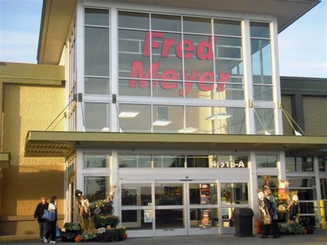 Grand reopening weekend for Fred Meyer on 196th - Lynnwood Today