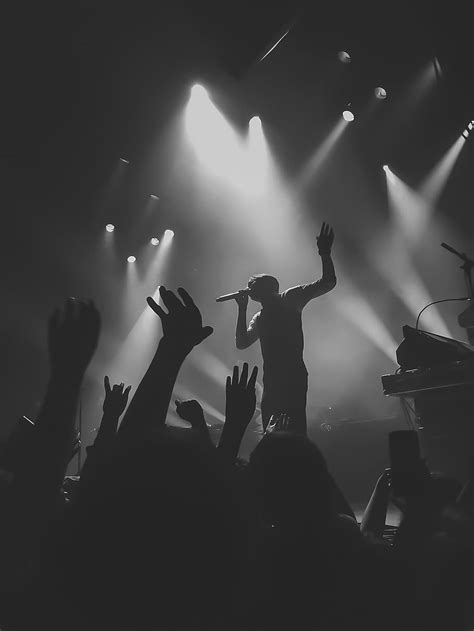 1082x1922px | free download | HD wallpaper: musician sing on stage ...