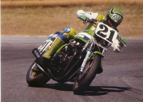 Bike Picture Of The Day: Eddie Lawson drifting his Kawasaki Z1000 R