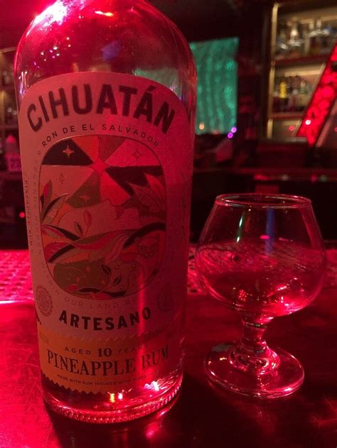 Cihuatan Artesano Pineapple 10-Year | Rum Ratings