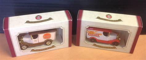 Oxford Die Cast Replica 1. 43 Scale Die Cast Model