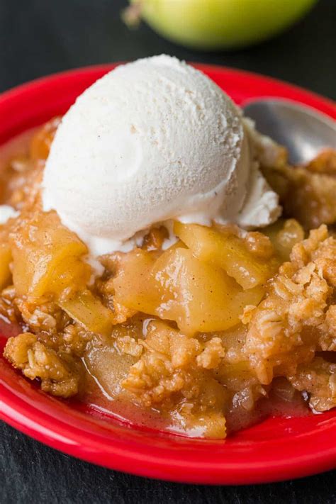 Apple Crisp Recipe (VIDEO) - NatashasKitchen.com