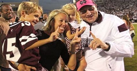 Dan Mullen and Megan Mullen thank Mississippi State and its supporters