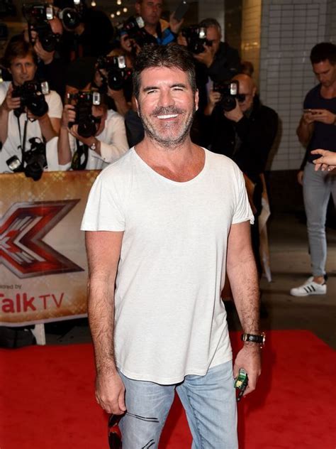 Simon Cowell. Small budget for clothes, big budget head. | Simon cowell, America's got talent, Simon